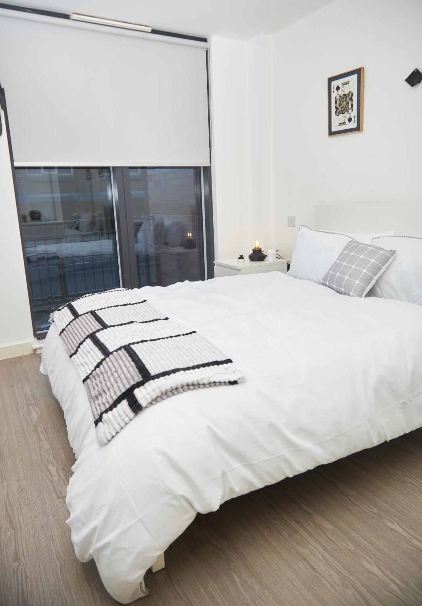 Obi'S House&Suites - Luxury 2Bed Duplex Apartment With Balcony Manchester Dış mekan fotoğraf